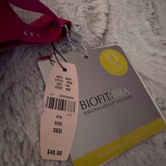 NWT VICTORIA’S SECRET BIO FIT BRA (36D) - Picture 3 of 3